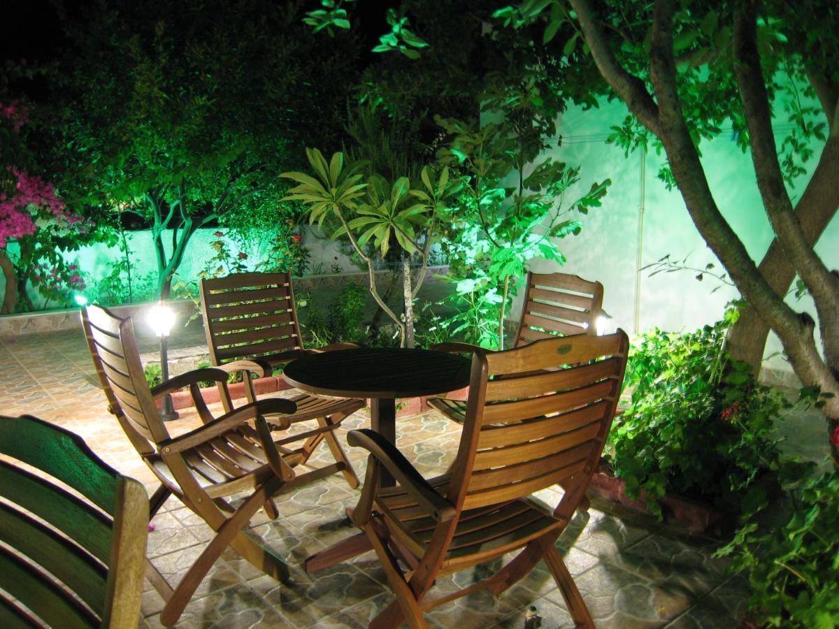 Eleftheria Lindian Studios I Líndos Exterior photo